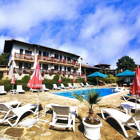 Family Complex Krisbo Hotel Donkovtsi Eksteriør billede